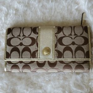 Coach wallet